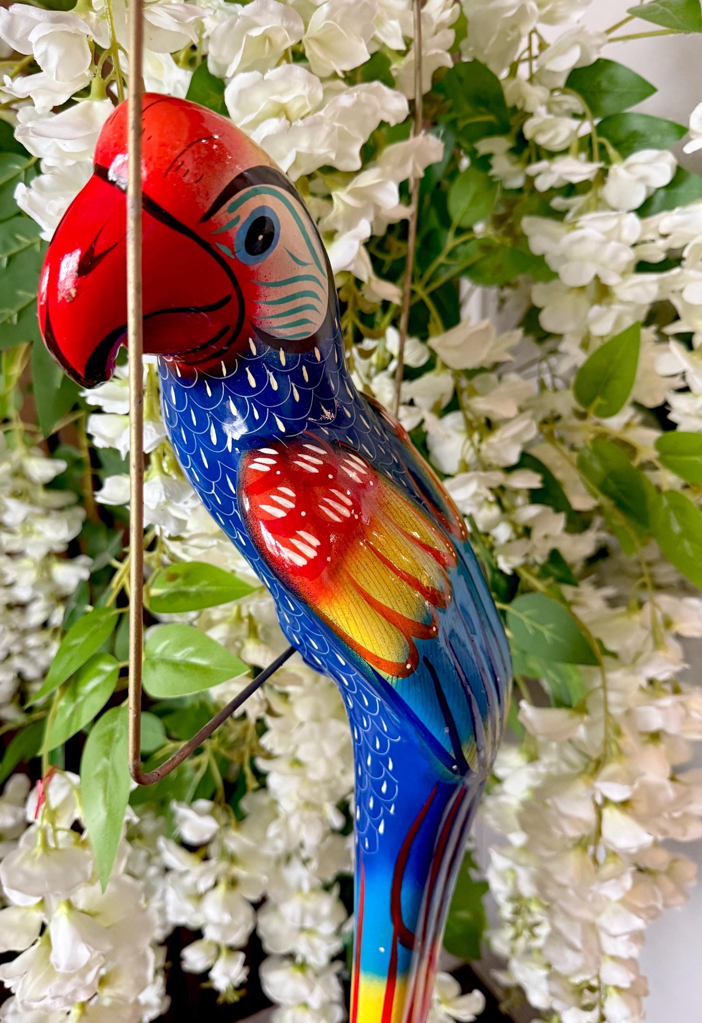 Mexican Exotic Ceramic Bird on a Perch Pajaro Mexicano de Ceramic en Aro