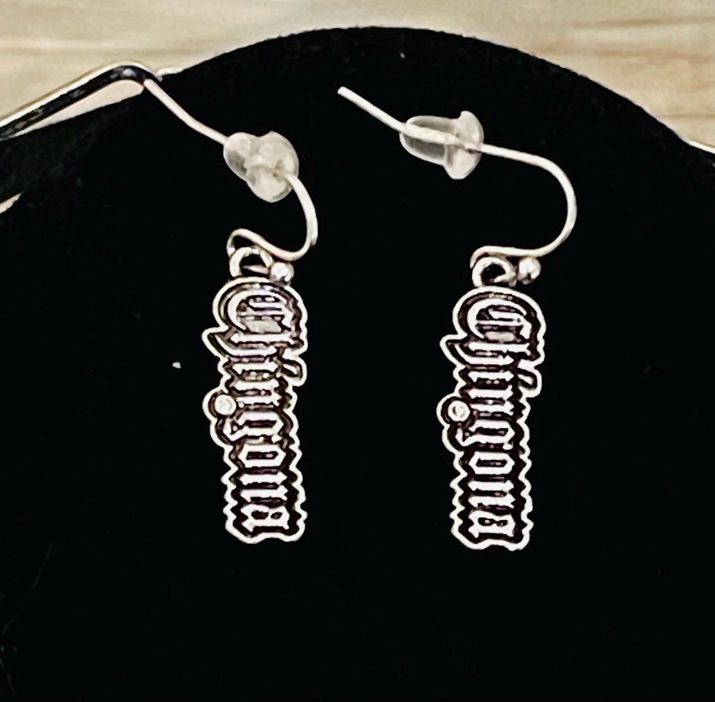 Chingona Necklace Pendant Set With Earrings Set De Cadena Y Aretes CHINGONA