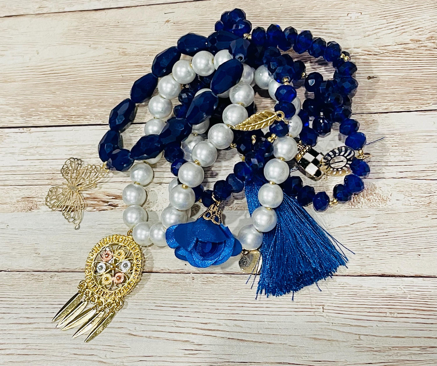 Handmade Mexican Artesanal Bracelets Set of 7 Beaded Bracelets Semanario Artesanal Mexicano 7 Pulseras