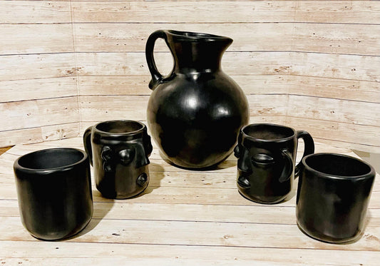 Black Oaxacan Mexican Clay Pottery Pitcher Set with 4 Cups Jarra Artesanal de Barro Negro de Oaxaca con 4 Tazas