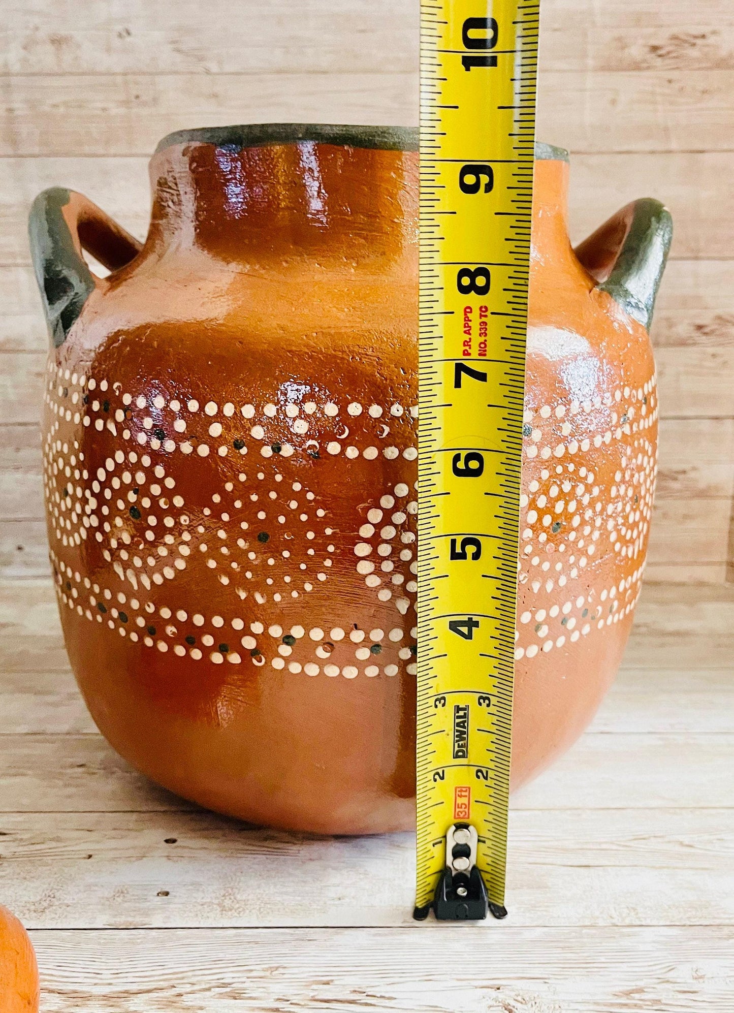 Olla de Barro Decorada con Tapa Clay Pot with lid Fits Up To 256 Fluid Oz Terracota Pot
