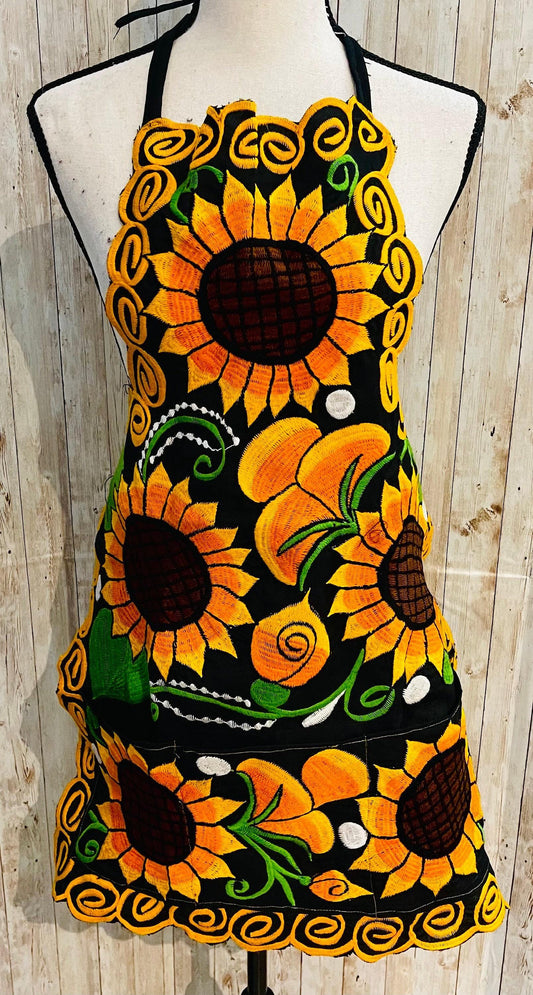 Mexican Embroidered Handmade Kitchen Apron Mandil Delantal Bordado Mexicano de Flores