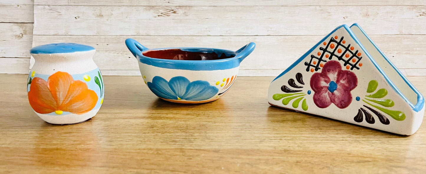 2 Clay Mexican Bowls and Cups 2 Platos Pozoleros con Vasos 2 Clay Bowls Terracota Bowls