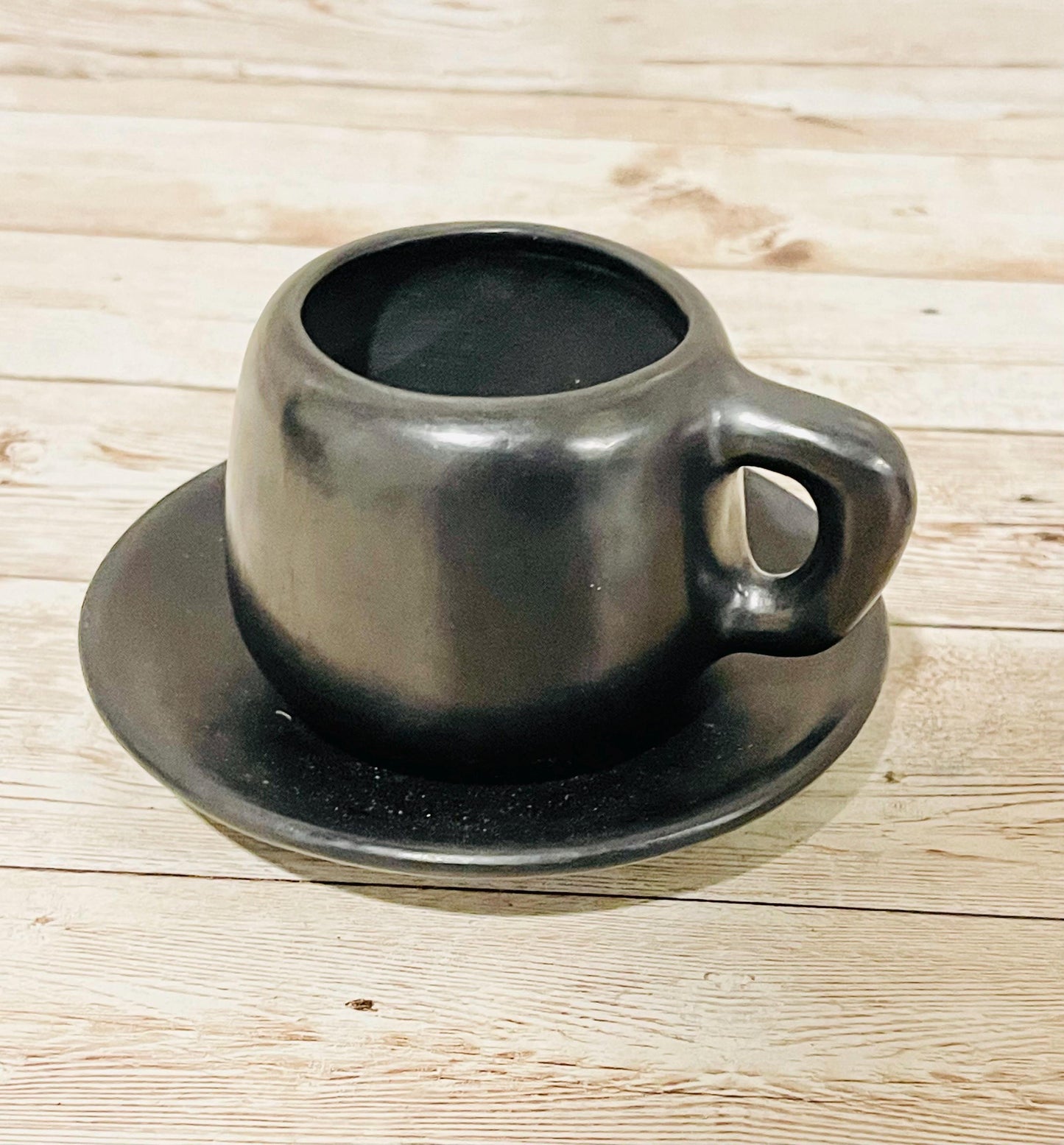 1x Black Oaxaca Mexican Clay Capuccino Expresso Coffee Tea Mug with Plate 1 Taza de Barro Negro Artesanal Mexicano con Plato Barro de Oaxaca