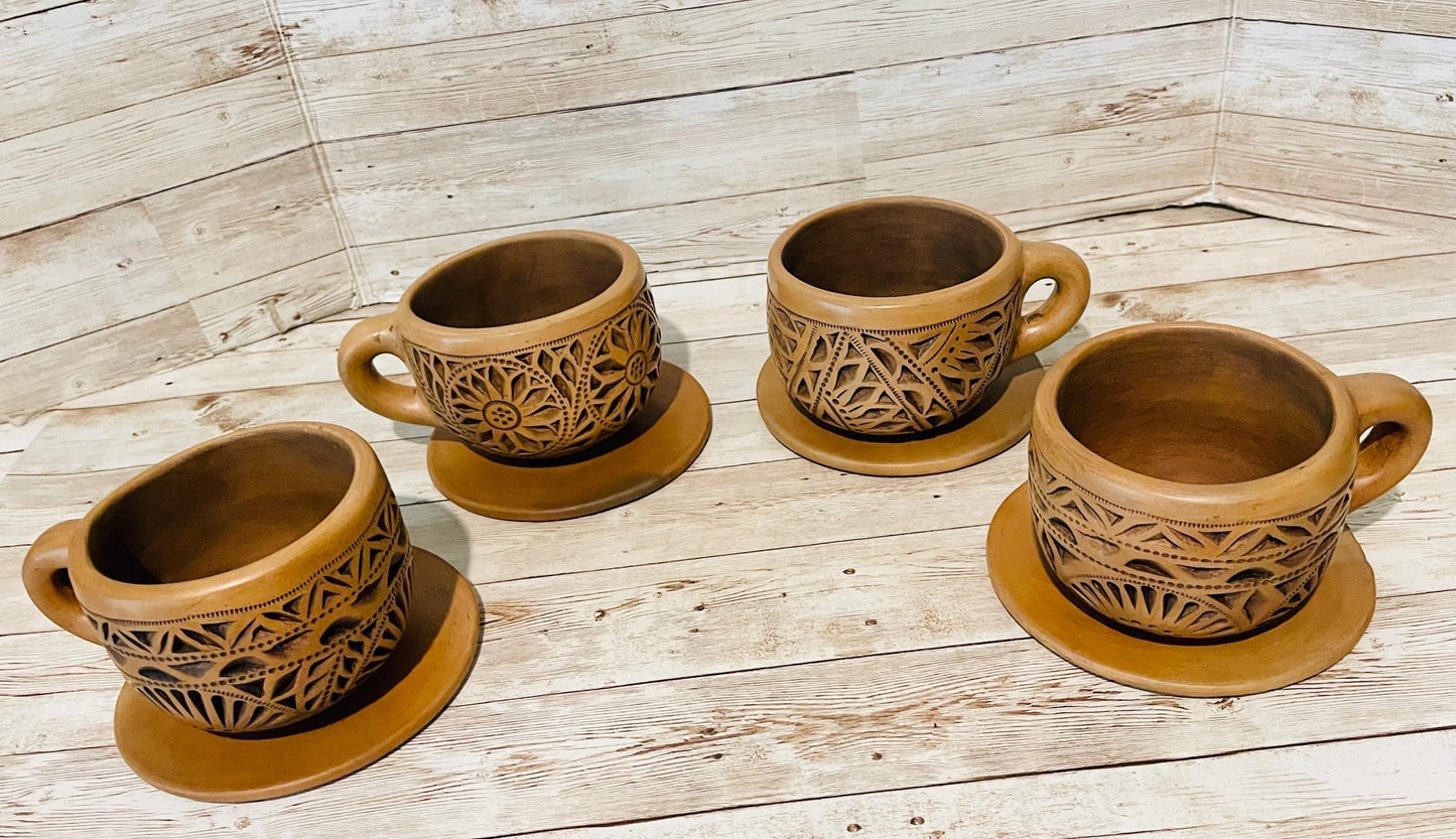 Brown Oaxacan Mexican Clay Cups Set with Plates Tazas de Barro Cafe Caladas Artesanales de de Oaxaca con 2 Platos