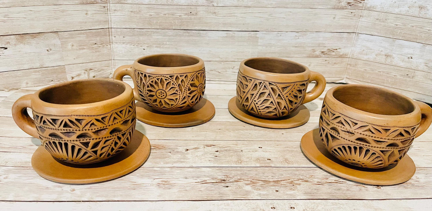 Brown Oaxacan Mexican Clay Cups Set with Plates Tazas de Barro Cafe Caladas Artesanales de de Oaxaca con 2 Platos