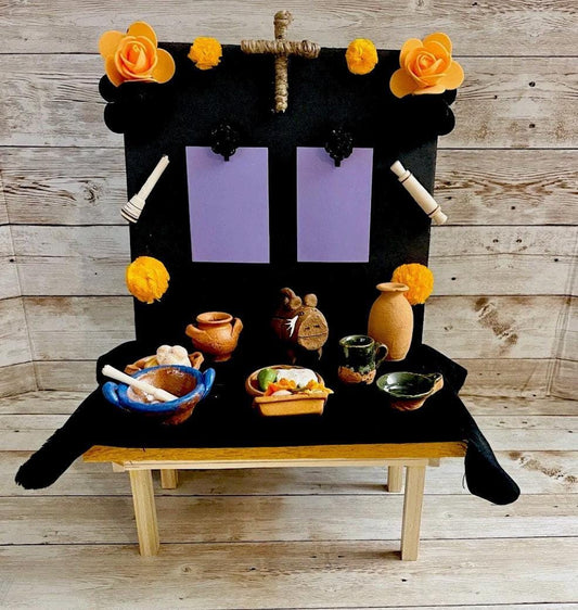 Mesa de Ofrenda para Dia De Los Muertos Day of the Dead Offering Table