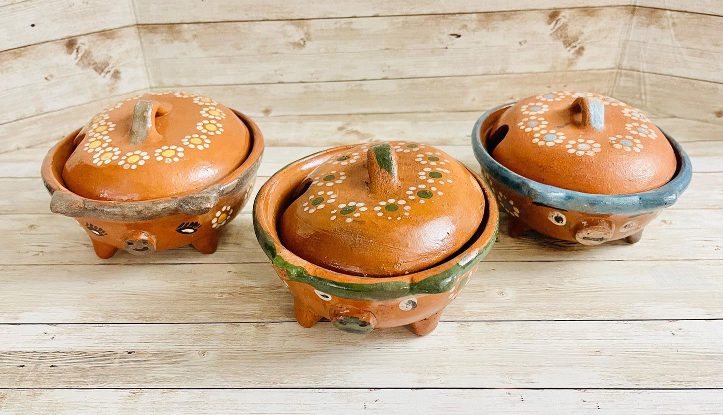 Terra Cotta Mexican Pottery Salsa Pig Bowl with or Without Spoon Salsero de Barro Mexicano con oh sin Cuchara de Barro