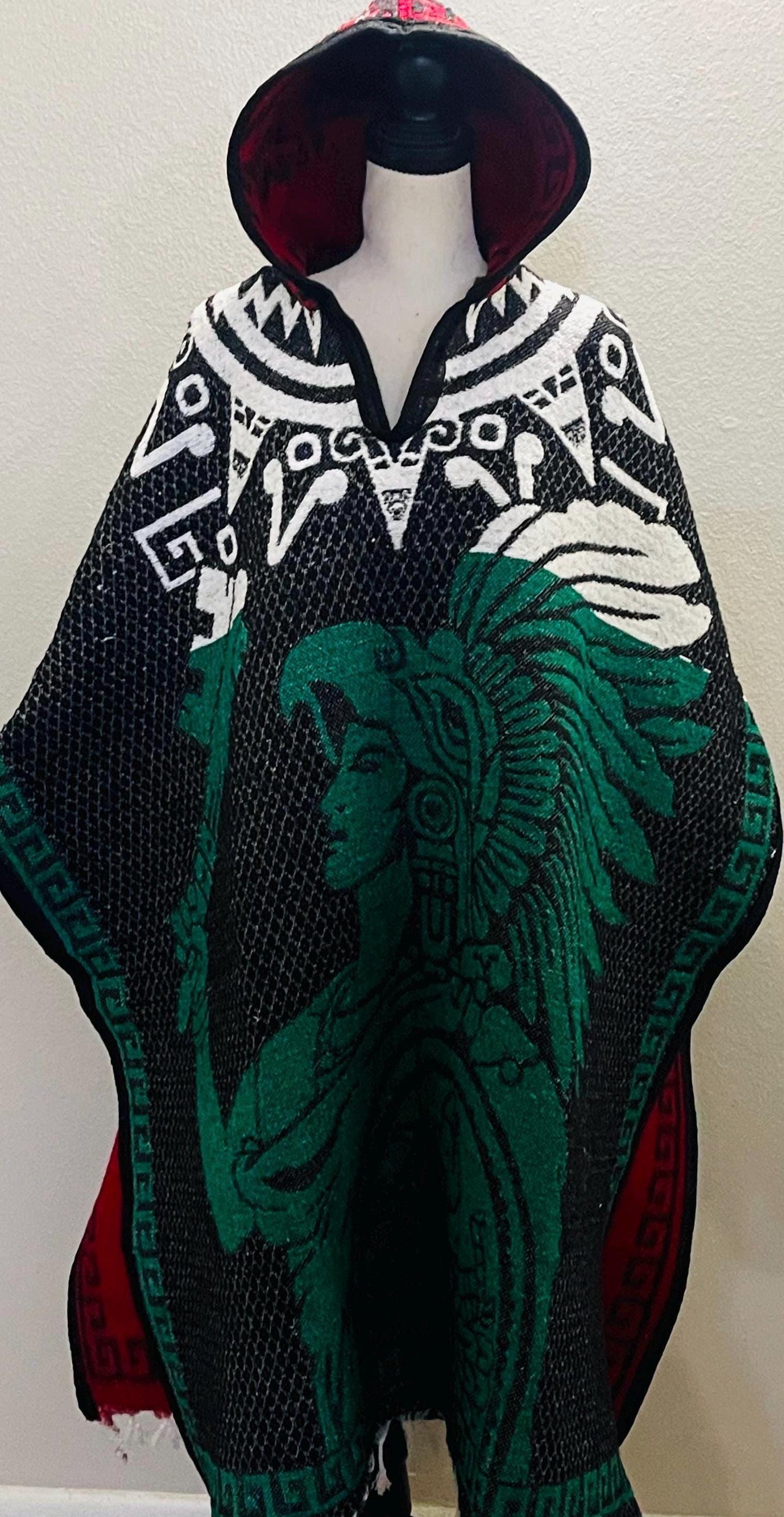Mexican Poncho Aztec Calendar Poncho Gavan Calendario Azteca con Amor Eterno