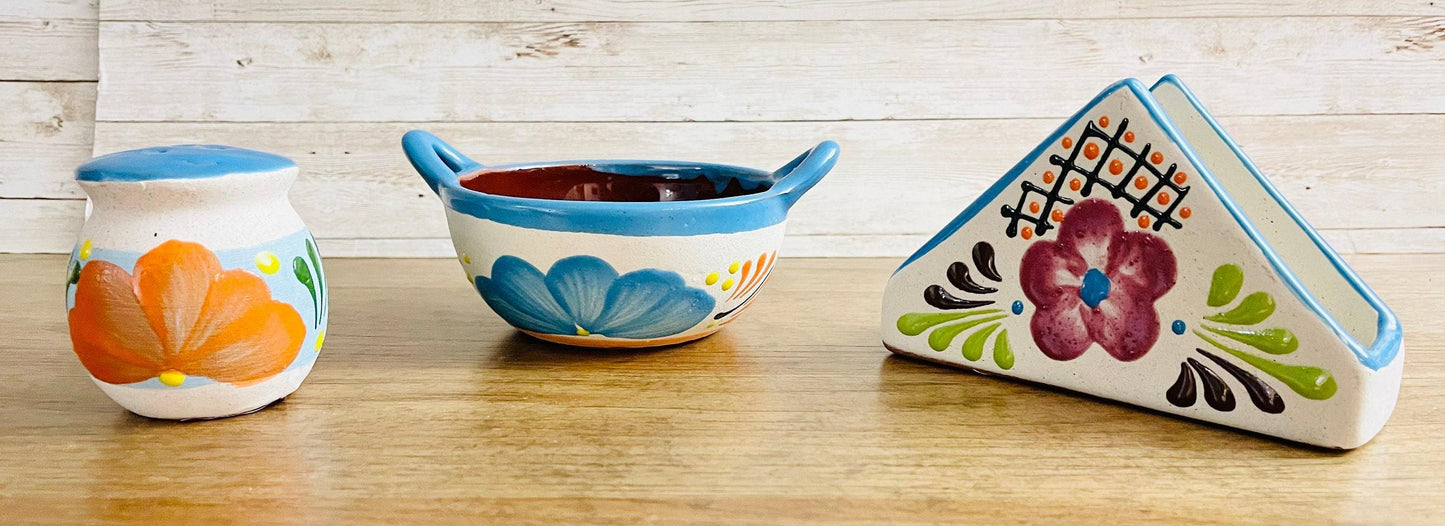 2 Clay Mexican Bowls and Cups 2 Platos Pozoleros con Vasos 2 Clay Bowls Terracota Bowls