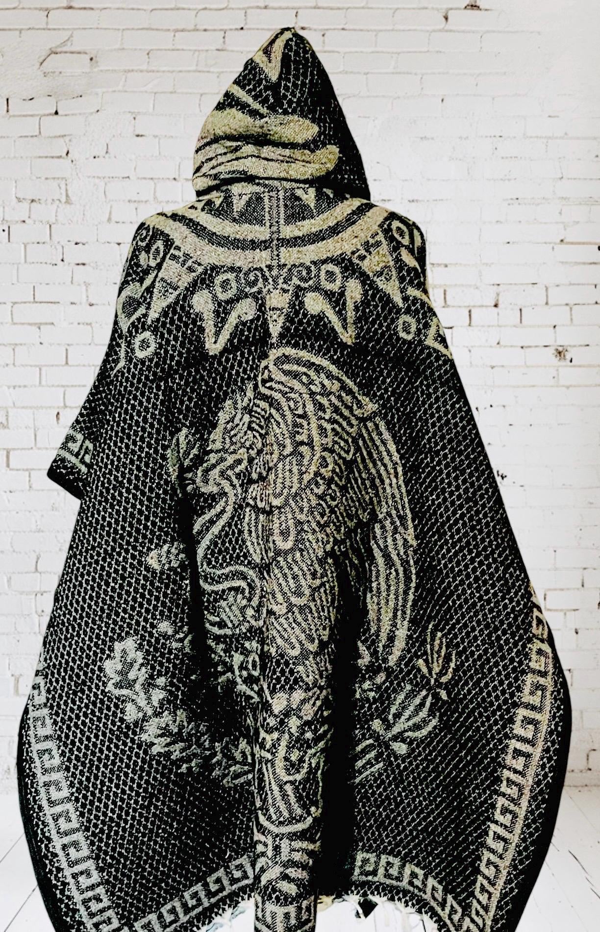 Poncho Azteca con Guerrero y Escudo Nacional Double Sided Aztec Calendar Poncho