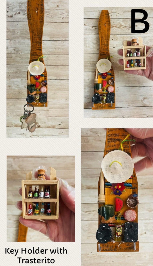 Wood Spoon Keychain Key Holder Display with Trasterito Llavero Mexicano Artesanal de Cuchara con Trasterito