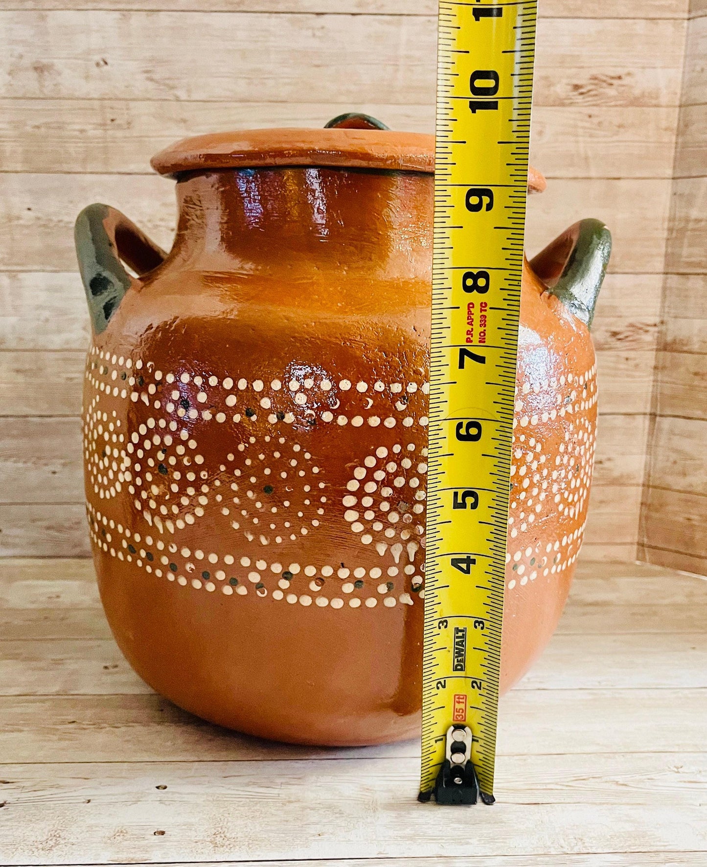 Olla de Barro Decorada con Tapa Clay Pot with lid Fits Up To 256 Fluid Oz Terracota Pot