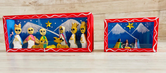 2 Nichos Mexicano De Nacimiento con Vitrina 2 Mexican Nativity Scenes Shadow Box