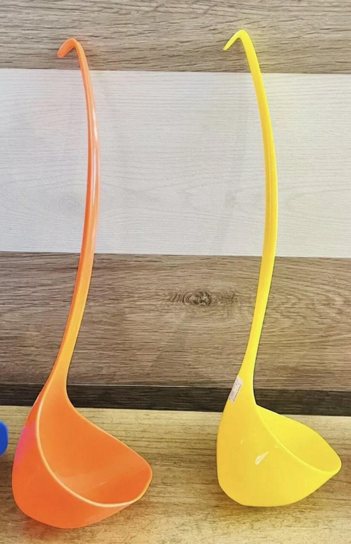 Mexican Plastic Ladle Hooked Handle Spoon for Vitrolero Lemonade Soup Cucharon De Plastici Mexicano para Aguas Frescas Sopa