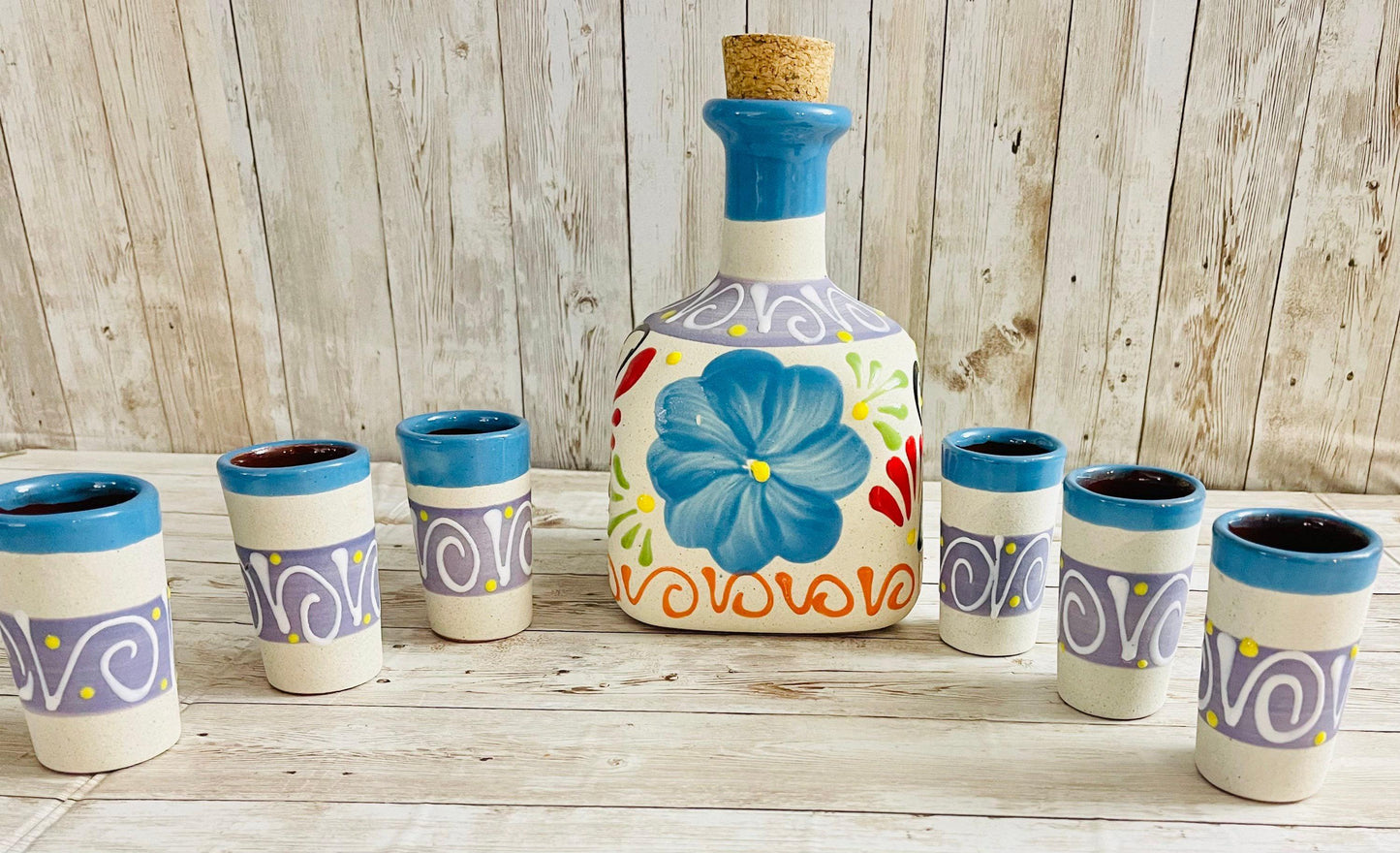 Terra Cotta Mexican Art Pottery Decanter With 6 Tequila Shot Glasses Licorera Artesanal Mexicana con 6 Vasos Tequileros