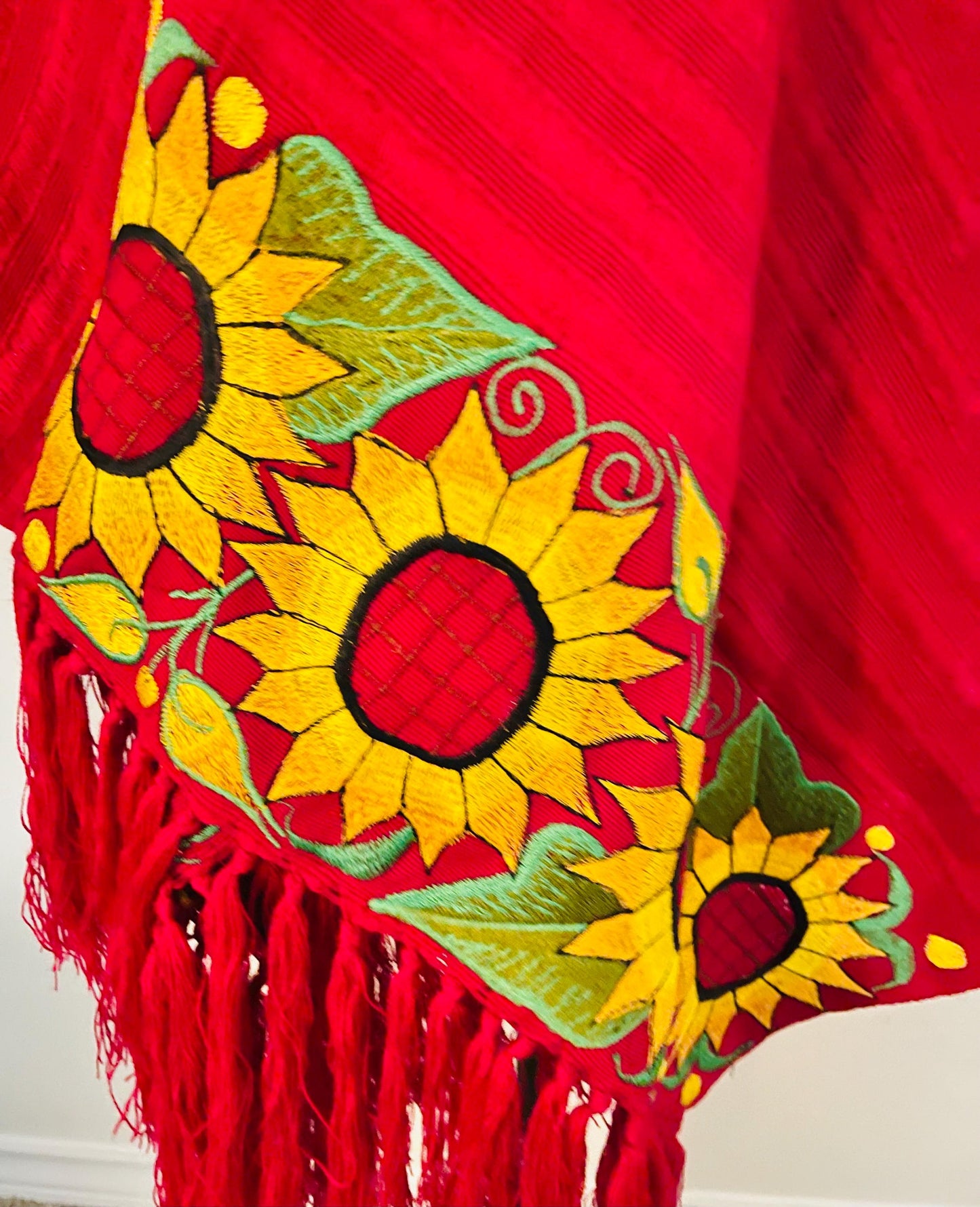 Mexican Sunflower Embroidered Handmade Shawl Reboso Bordado Mexicano de Girasoles