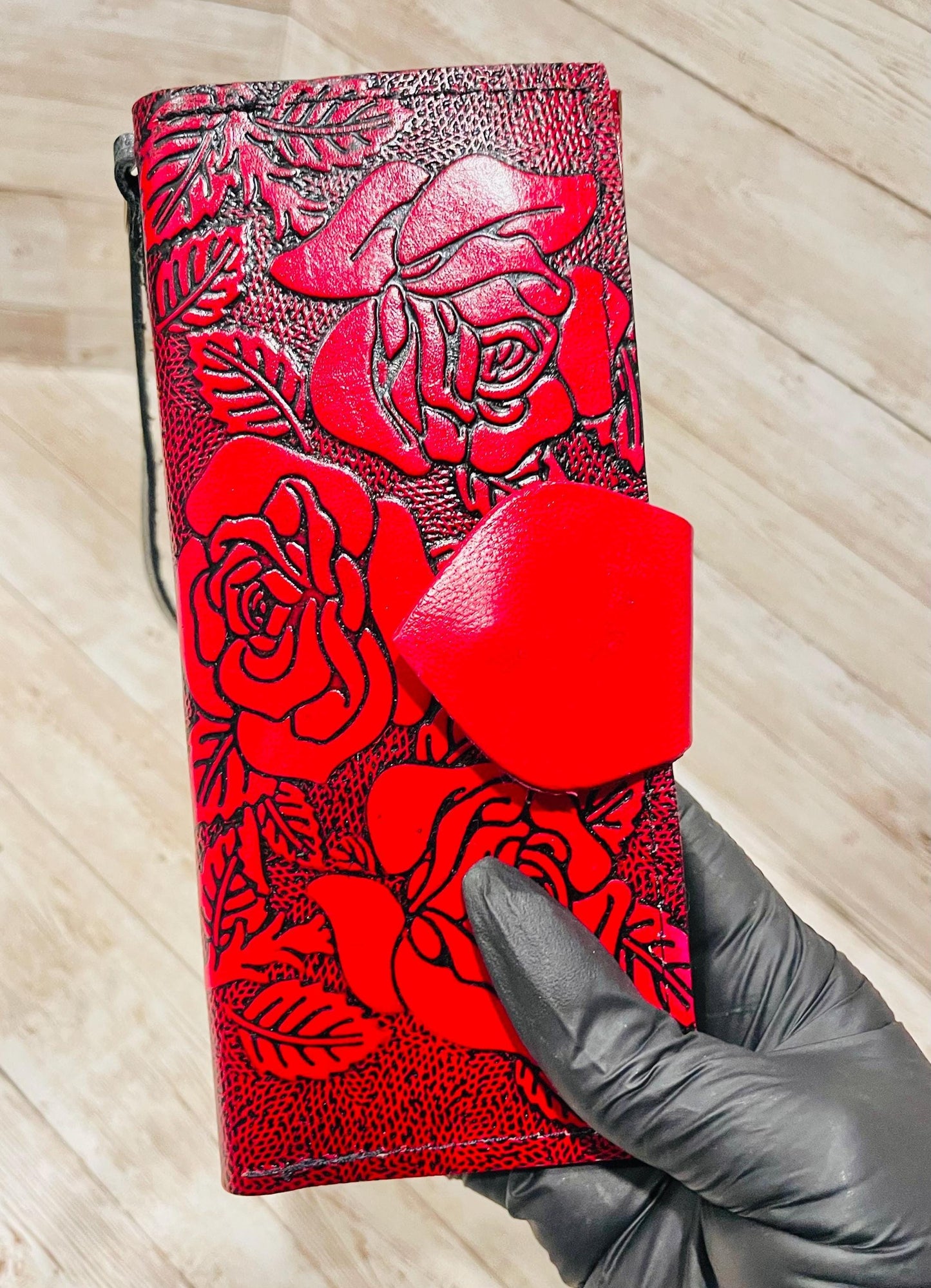 Mexican Tooled Wrislet Leather Wallet Cartera Mexicana De Piel Cincelada