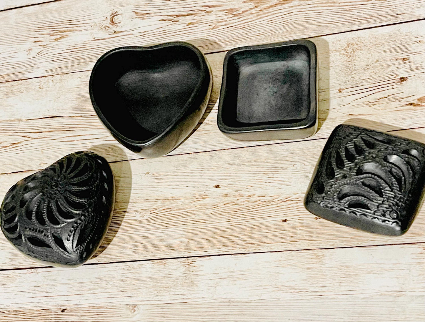 2x Mexican Artesanal Black Oaxaca Clay Handmade Jewelry Boxes 2x Joyeros Artesanales Mexicanos de Barro Negro de Oaxaca