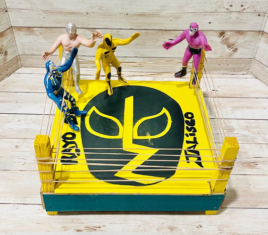 Mexican Lucha Libre Toy Wrestler Fighting Ring with 4 Luchadores Ring de Luchadores con 4 Figuras