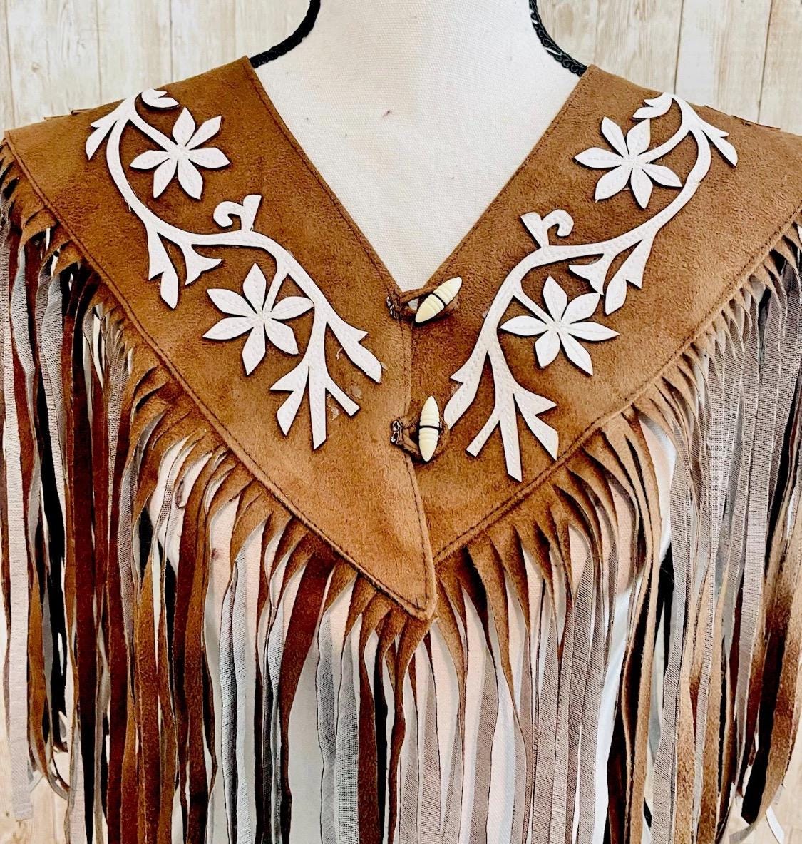 Cowboy Western Shoulder Cape with Fringes Chaleco/Capa Vaquero con Flecos Large/XL