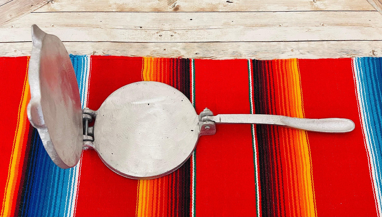 Prensa Mexicana Para Tortillas de Masa oh Arina Mexican Tortilla Press-Maker
