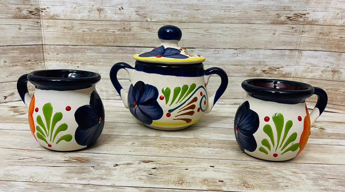 Terra Cotta Mexican Art Pottery Sugar Pot with 2 mugs. Azucarera artesanal mexicana engove con 2 tazas