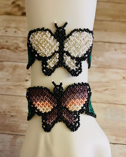 2x CHAQUIRA Huichol Mexican Butterfly Bracelets 2 Pulseras de Chaquira Huichol de Mariposas