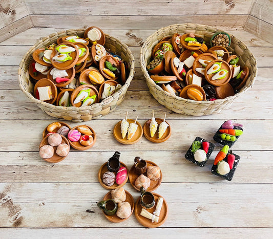 Miniature Day of the Dead Food Offering Plates Comida de Ofrendas para Dia De Los Muertos La Comidita Se Envia Surtida
