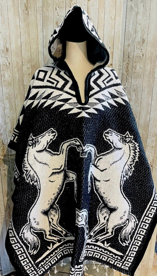 Mexican Poncho Gavan Wild Horses with Hoodie Poncho Gavan Sarape de Caballos Salvajes Gorro