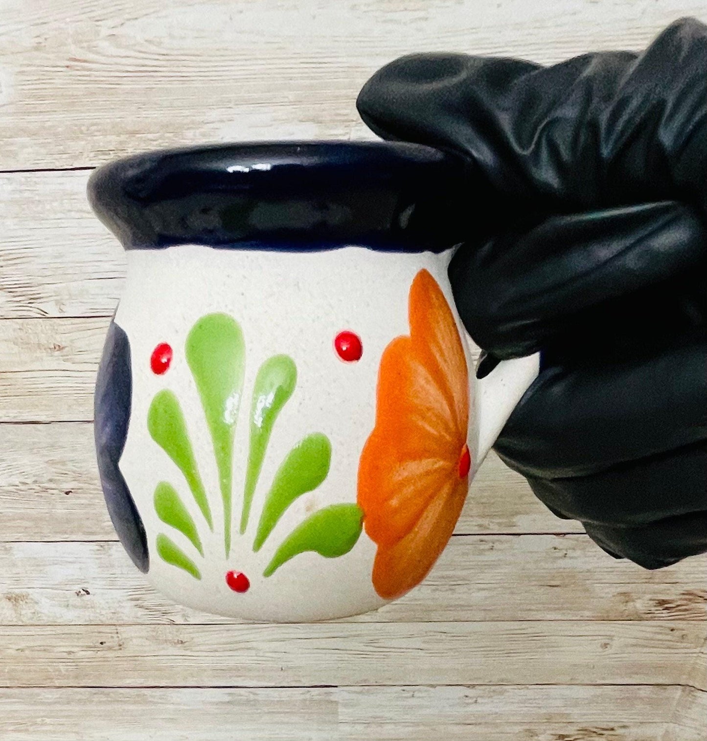 Terra Cotta Mexican Art Pottery Sugar Pot with 2 mugs. Azucarera artesanal mexicana engove con 2 tazas