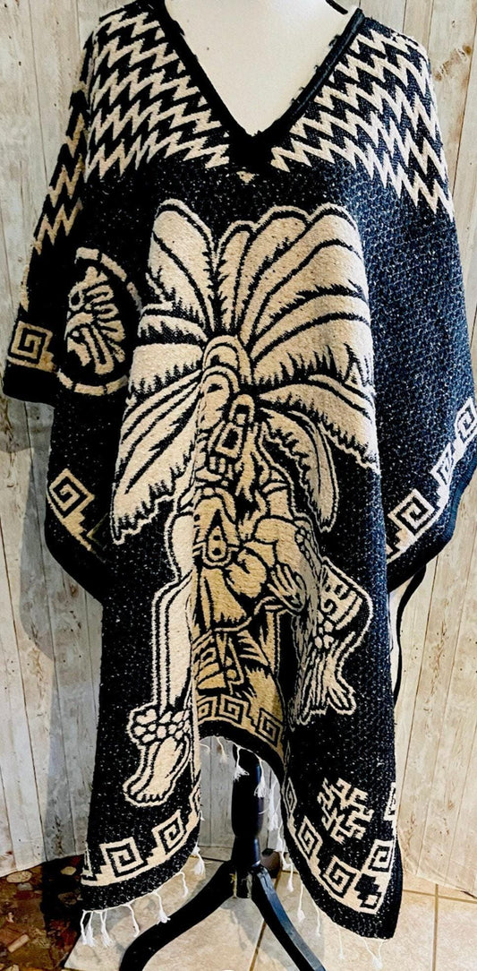 Mexican Poncho Gavan De Calendario Azteca y Guerrero Mexican PONCHO Aztec Calendar/Warrior