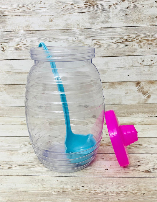 2 Liter Vitrolero with Ladle Plastic Spoon Assorted Colors Shipped Vitrolero 2 Litros con Cucharon de Plastico Se Envian Colores Surtidos