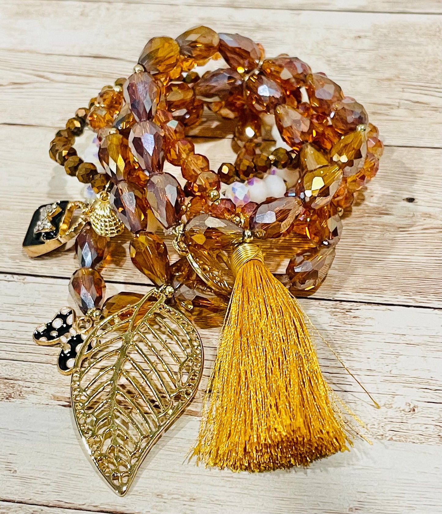 Handmade Mexican Artesanal Bracelets Set of 7 Beaded Bracelets Semanario Artesanal Mexicano 7 Pulseras