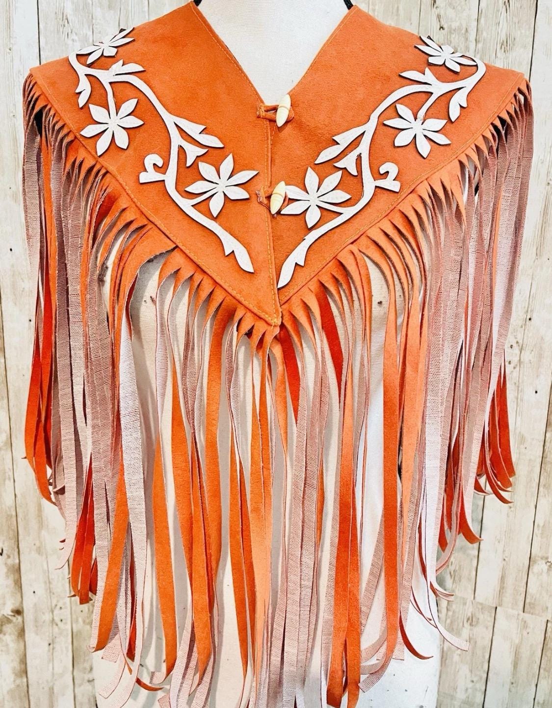 Cowboy Western Shoulder Cape with Fringes Chaleco/Capa Vaquero con Flecos Size Small/Medium