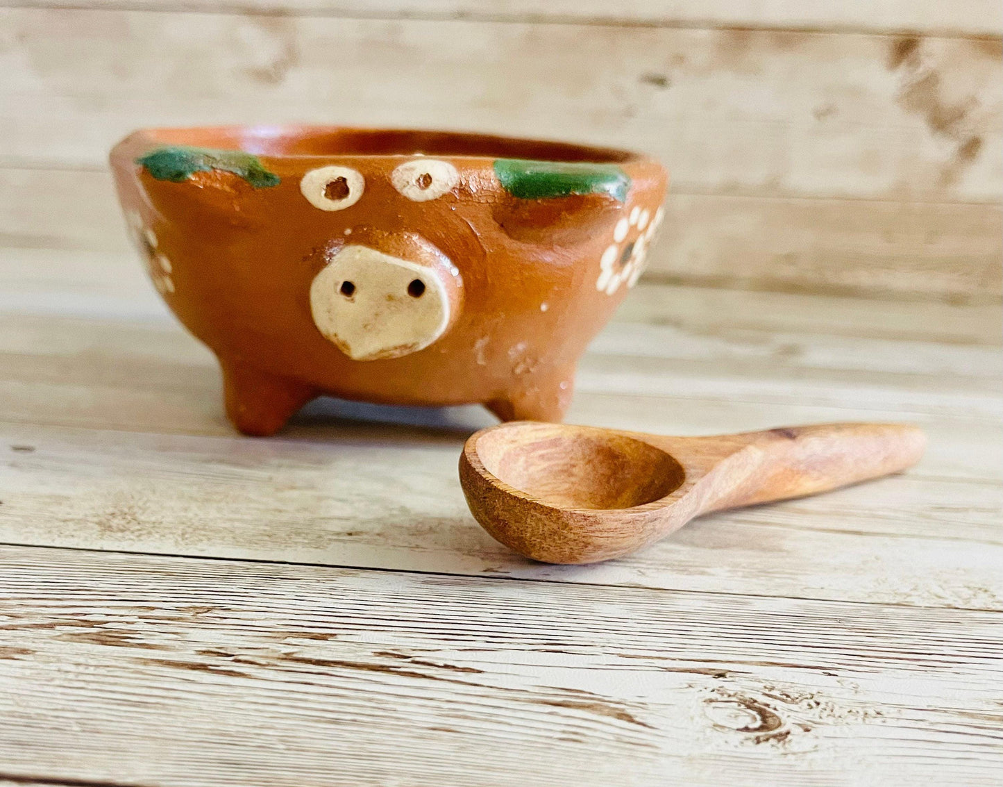 Terra Cotta Mexican Pottery Salsa Pig Bowl with Spoon and Salt Shaker Salsera de Barro Mexicana de Marranito con Cuchara y Salero