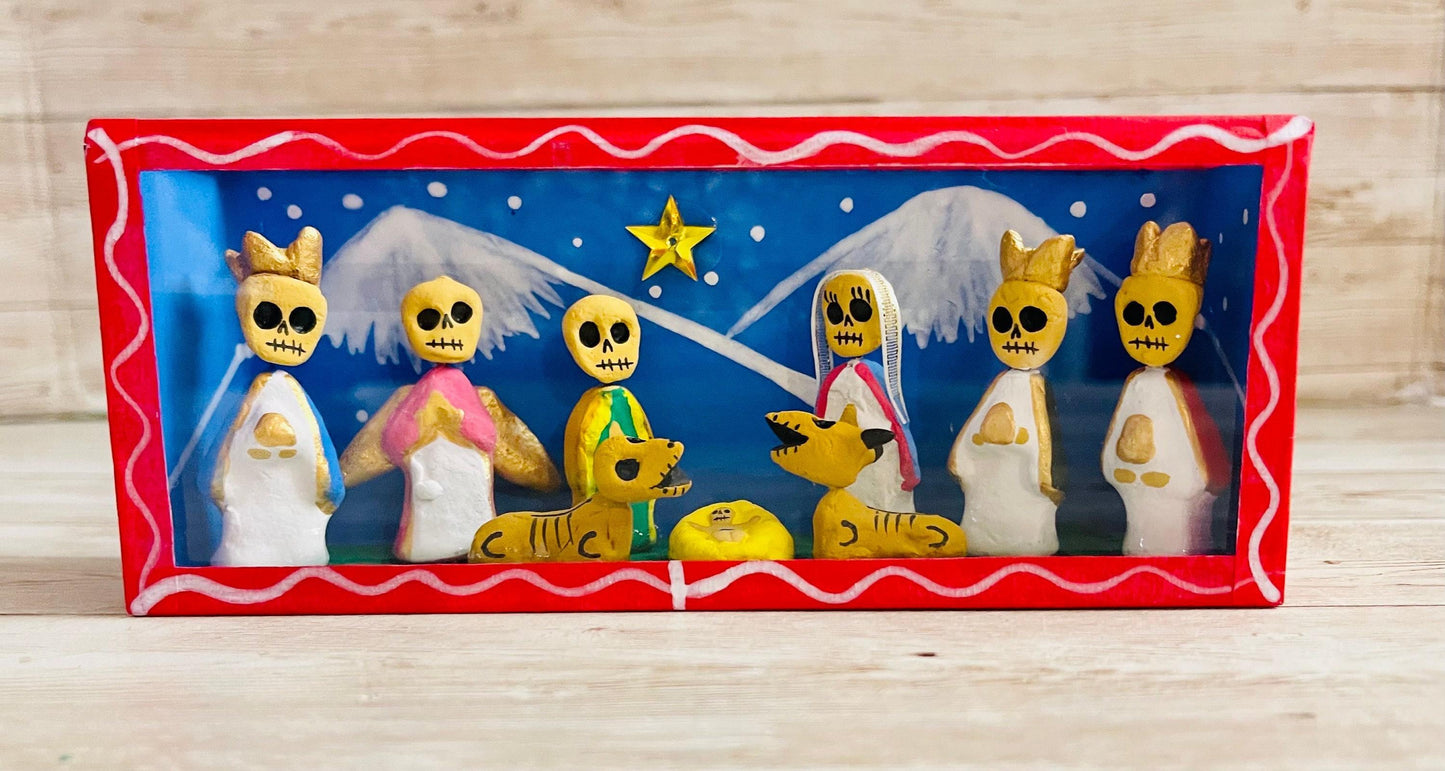 2 Nichos Mexicano De Nacimiento con Vitrina 2 Mexican Nativity Scenes Shadow Box