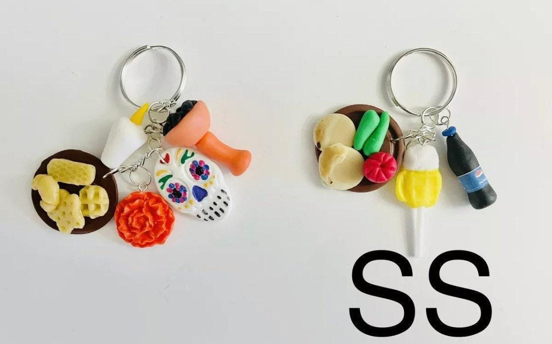 Llaveros de Ofrendas para Dia De Los Muertos Mexican Keychain Charms