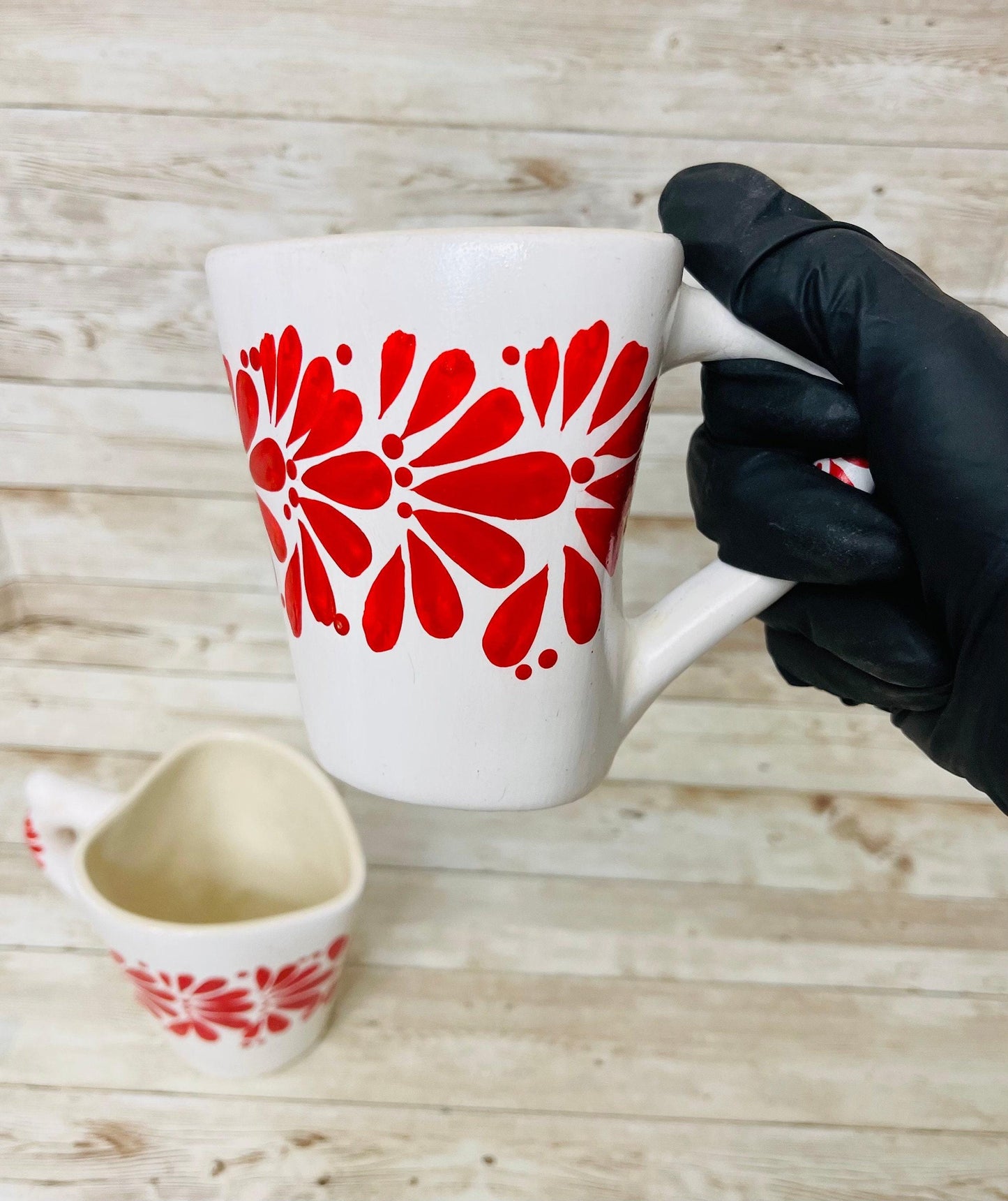 2x Mexican Ceramic Heart Shaped Pottery Cups 2x Tazas de Ceramica Mexicanas en Forma de Corazon