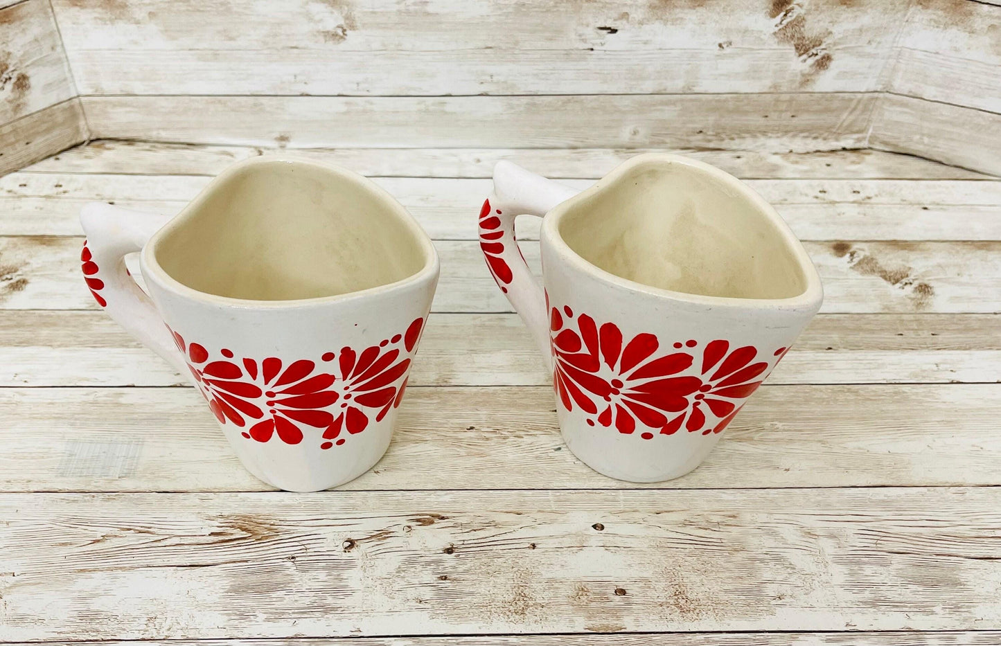 2x Mexican Ceramic Heart Shaped Pottery Cups 2x Tazas de Ceramica Mexicanas en Forma de Corazon