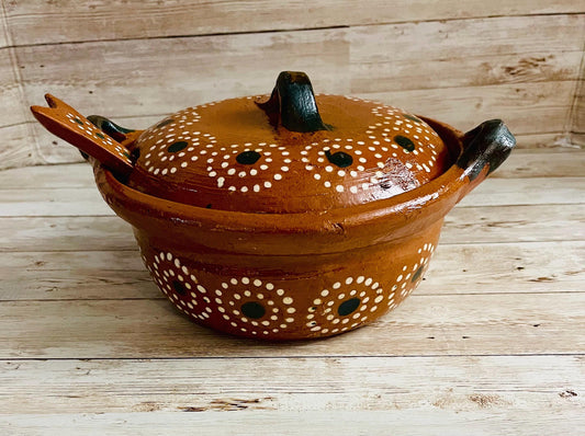 Mexican Casserole with Lid and Spoon Cazuela de Barro con Tapa y Cuchara
