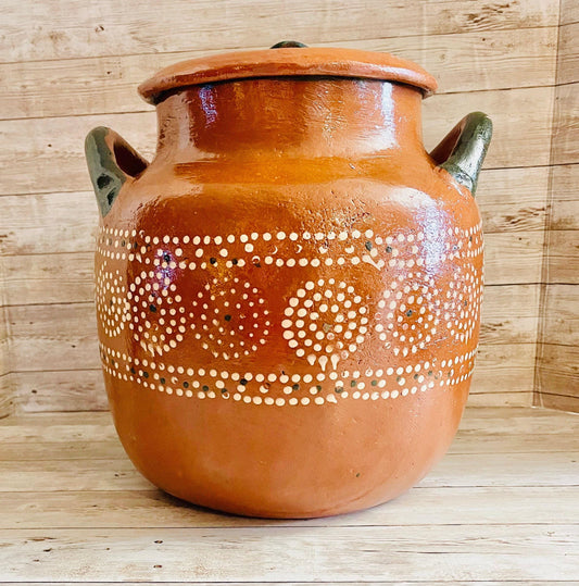 Olla de Barro Decorada con Tapa Clay Pot with lid Fits Up To 256 Fluid Oz Terracota Pot