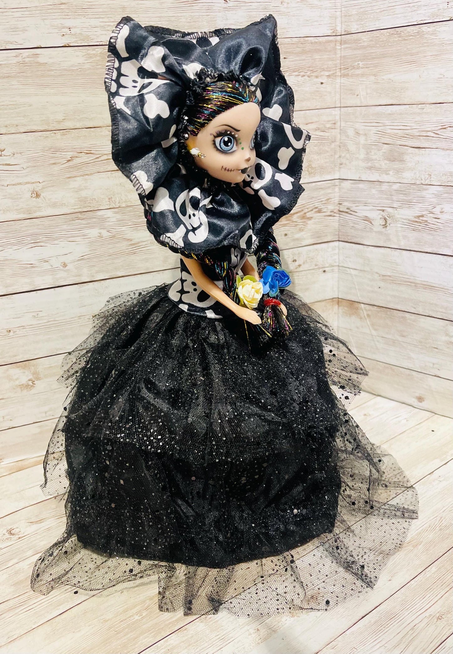 Day of the Dead Frida Kahlo Catrina Doll Catrina de Frida Kahlo Dia de Muertos