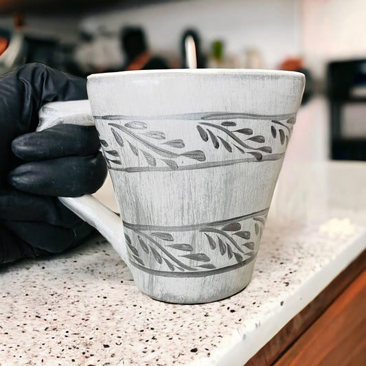 2x Mexican Ceramic Heart Shaped Pottery Cups 2x Tazas de Ceramica Mexicanas en Forma de Corazon