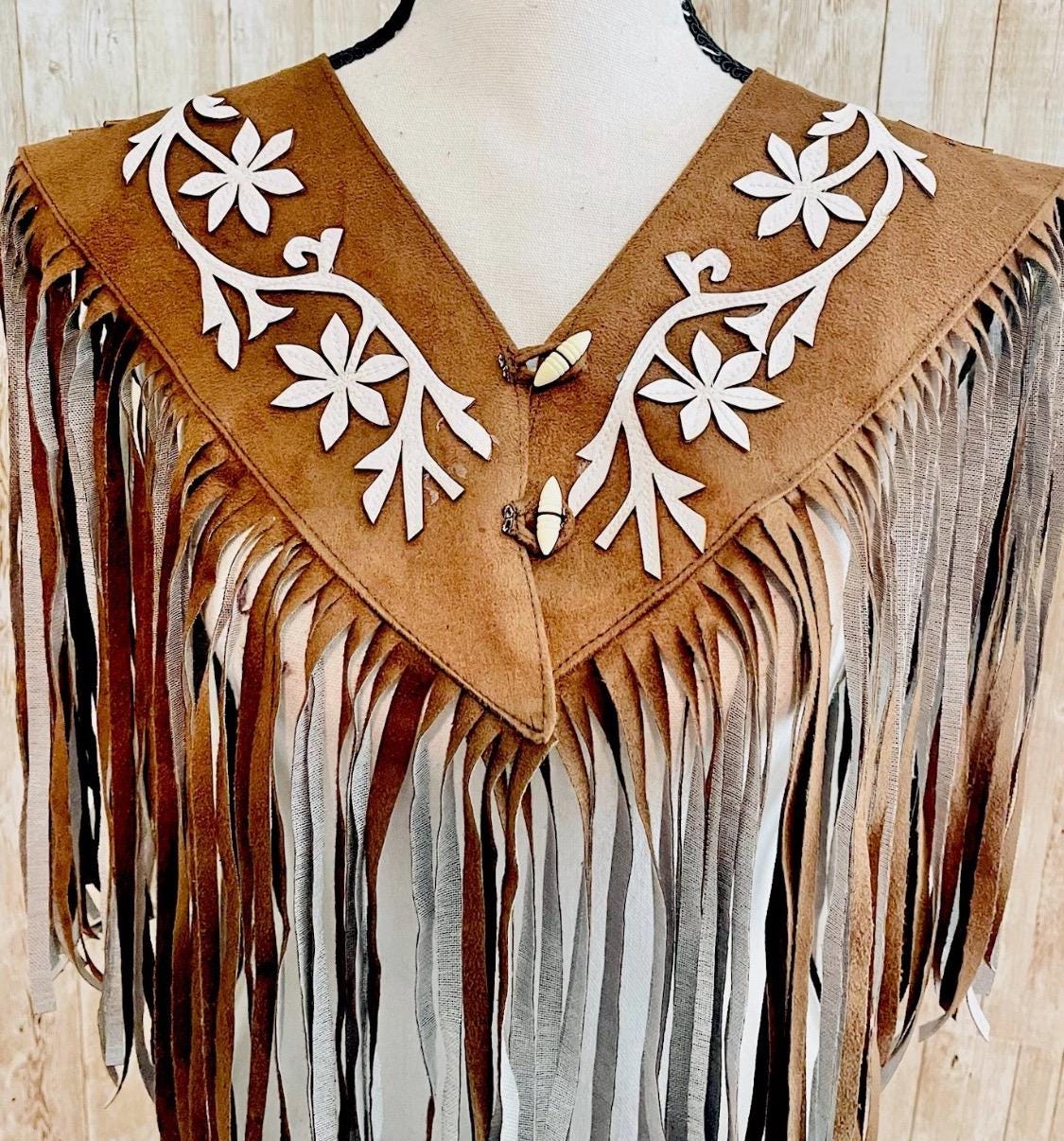 Cowboy Western Shoulder Cape with Fringes Chaleco/Capa Vaquero con Flecos Large/XL