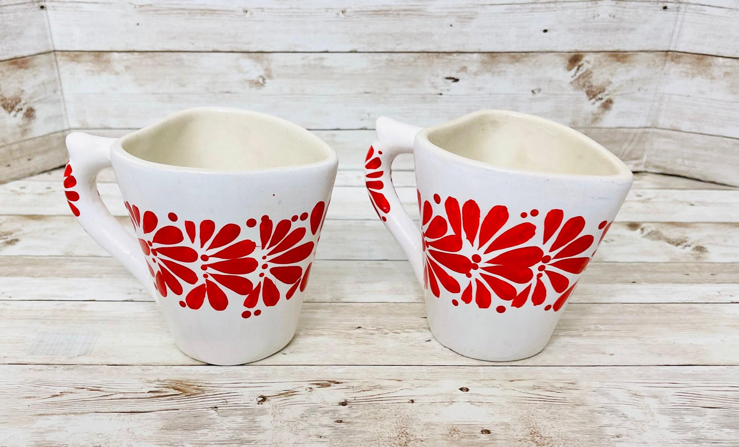 2x Mexican Ceramic Heart Shaped Pottery Cups 2x Tazas de Ceramica Mexicanas en Forma de Corazon