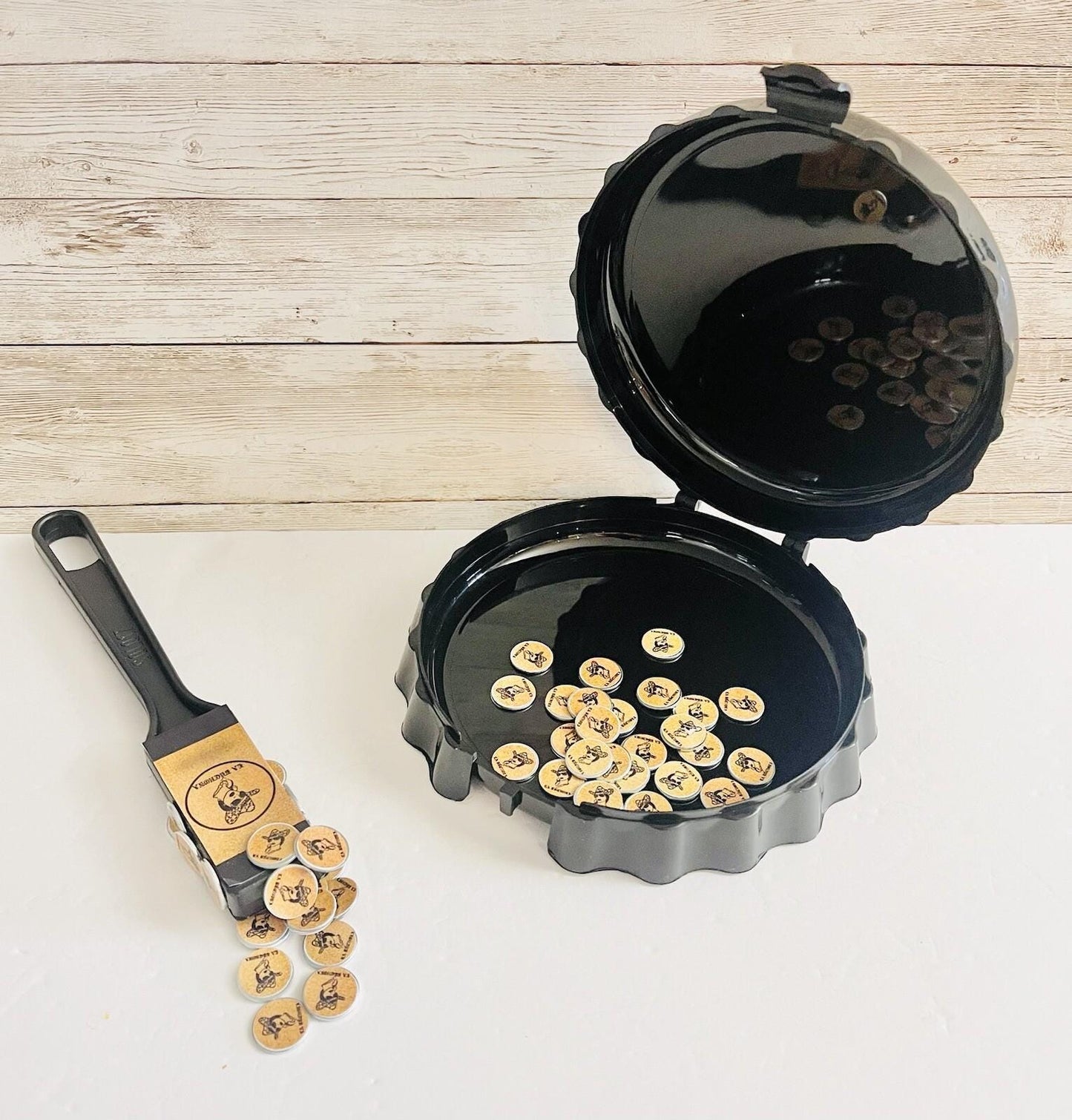 Fichero La Buchona Para Monedas/Fichas Con Pala MagnГ©tica Y 50 Fichas