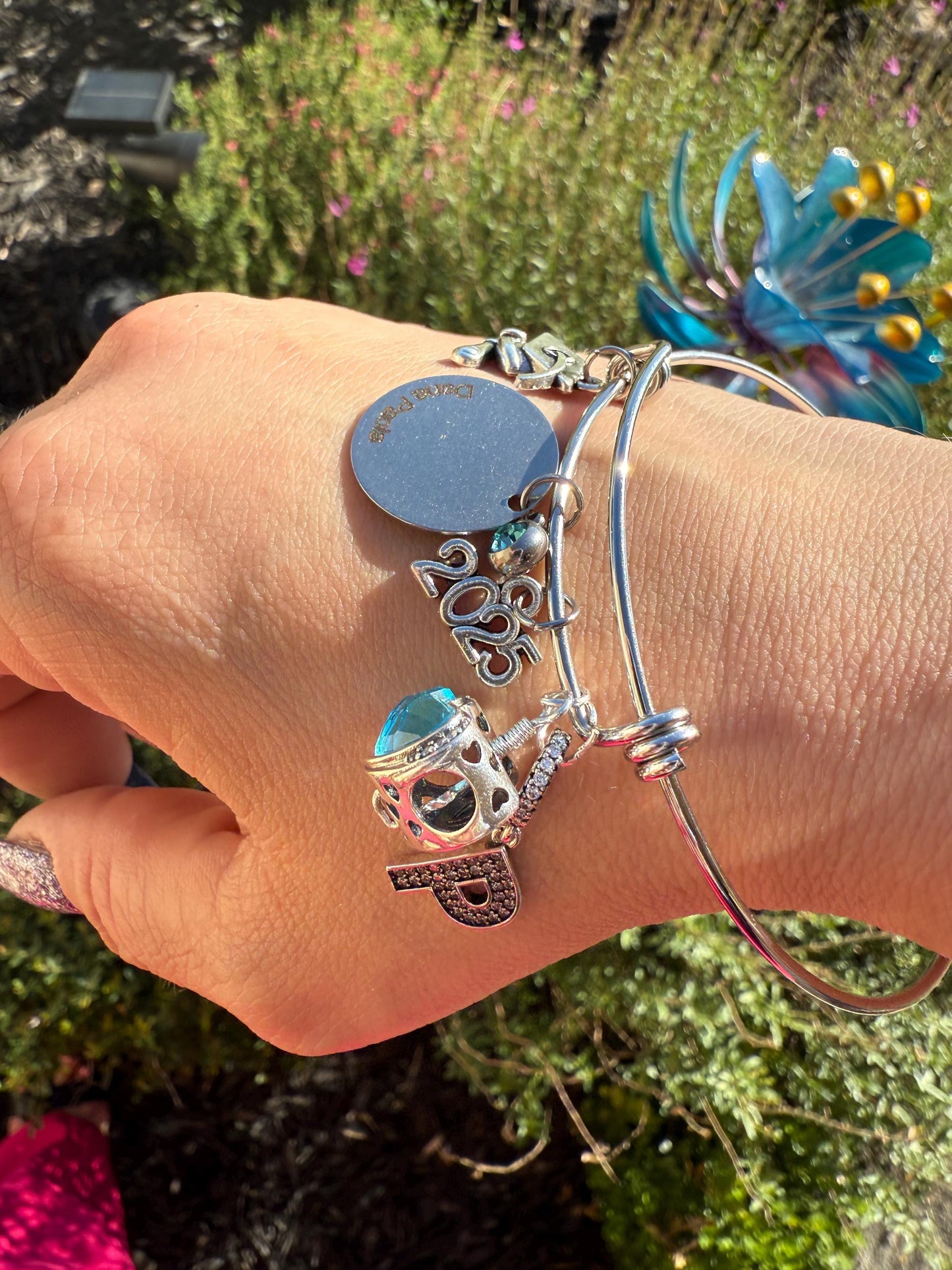 Custom Name Engraved Bangle Bracelet with Birthstone Initial Charm & Birthday Date Pulsera Personalizada Nombre Grabado Piedra Nacimiento