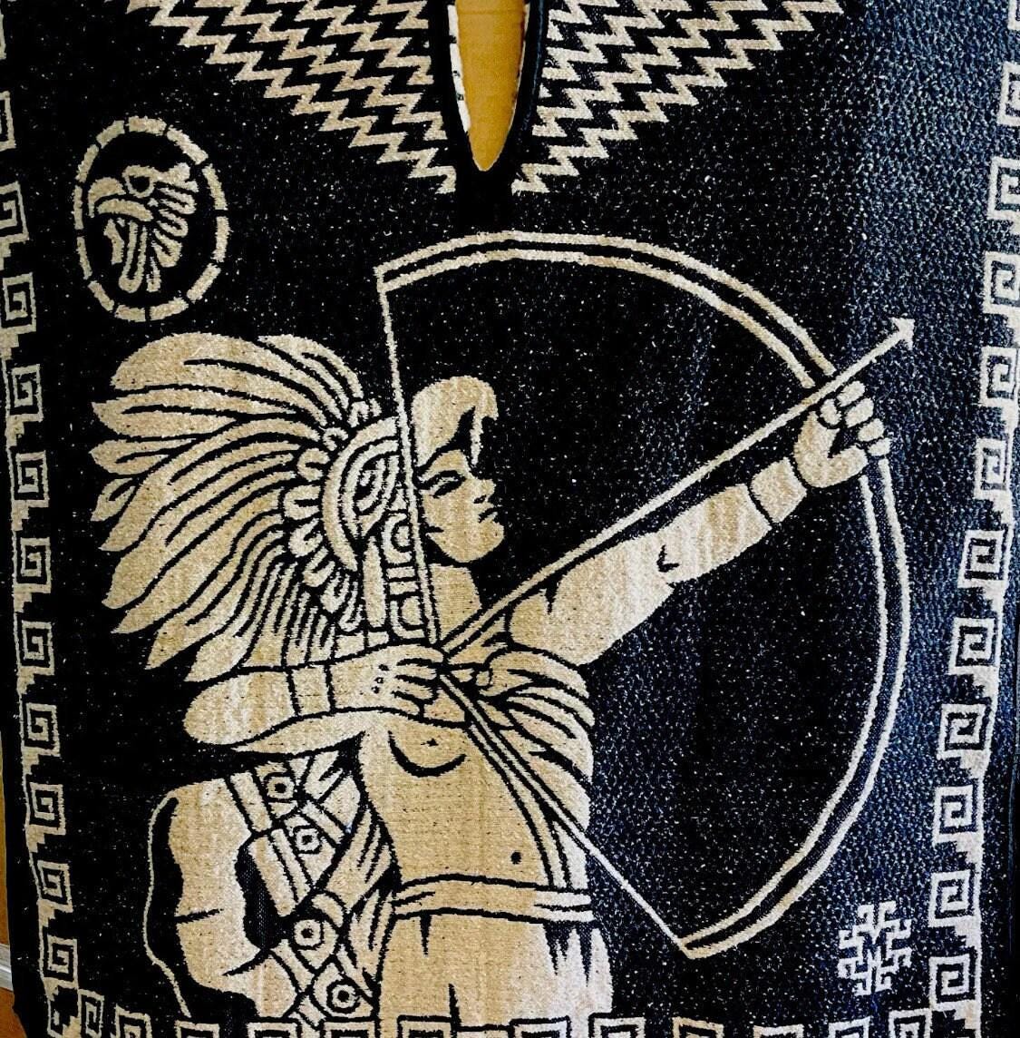 Poncho Gavan Calendario Aztec de Amor Eterno con Guerrero
