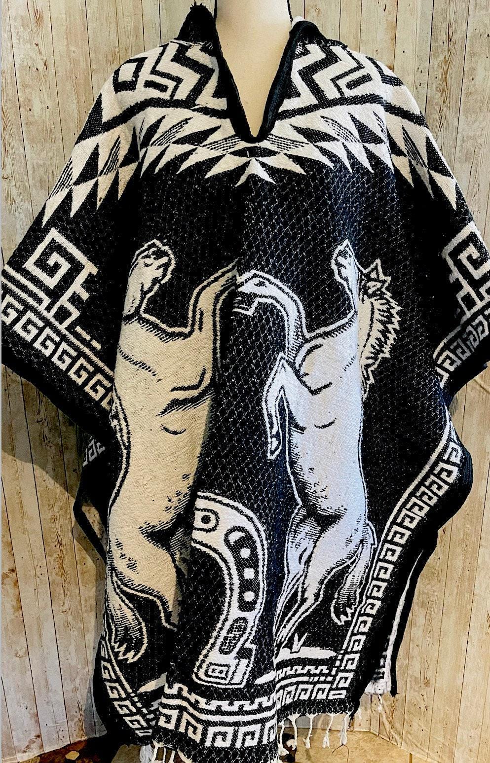 Mexican Poncho Gavan Wild Horses with Hoodie Poncho Gavan Sarape de Caballos Salvajes Gorro